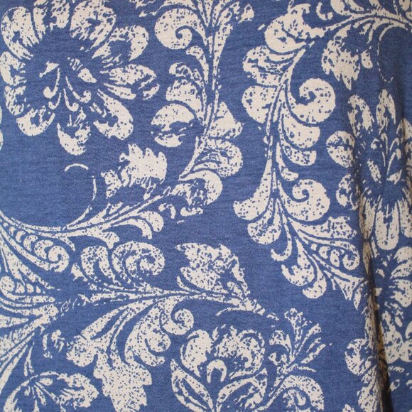 Dress - Picture 2 of 6